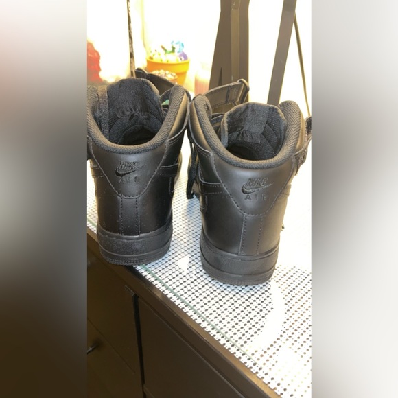 Black Nike Af1s highs (worn outside once) available to negotiate - Picture 4 of 4